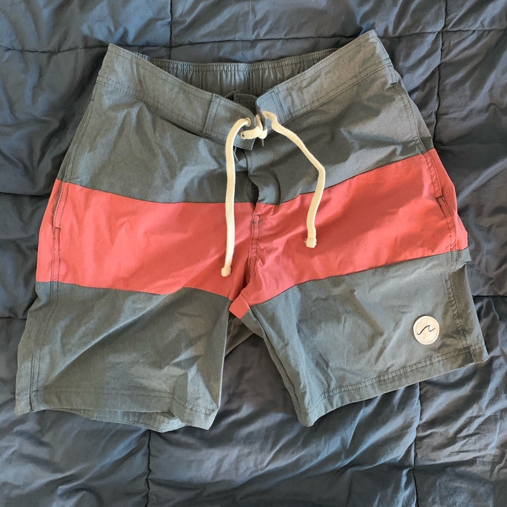 NWOT H&M swim trunks